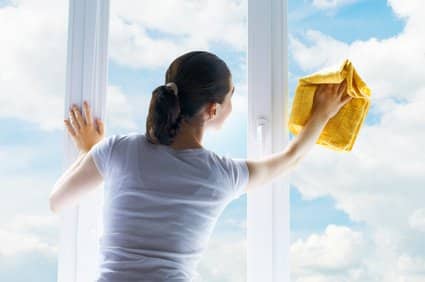 ¿Cómo limpiar correctamente las ventanas de la casa?