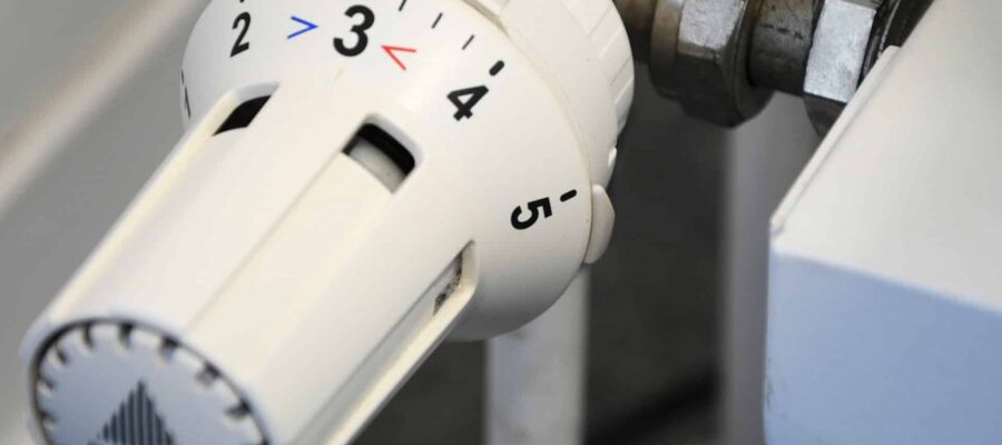 ¿Un problema con su sistema de calefacción o aire acondicionado?  Llame a un profesional